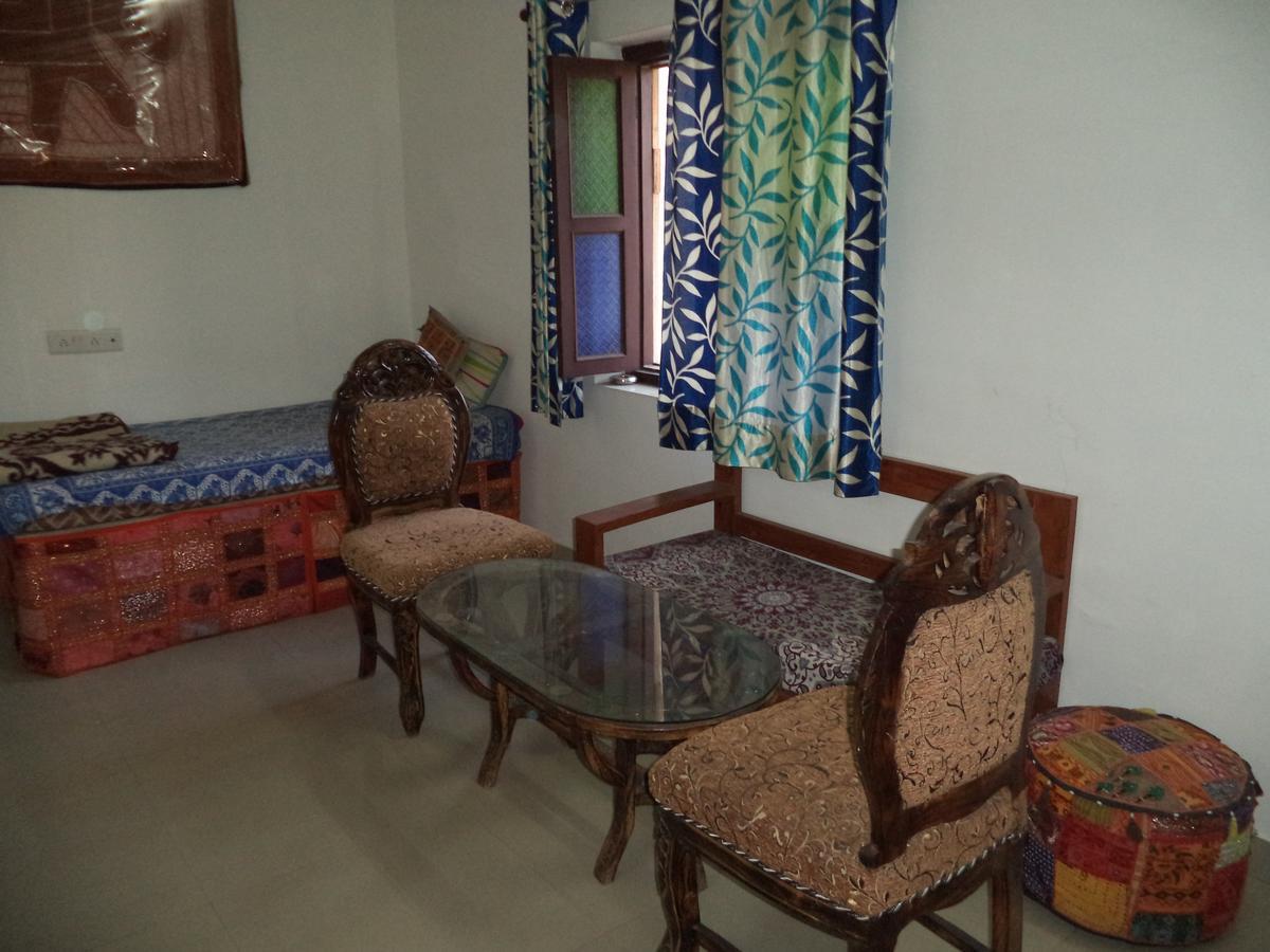 Hotel Tulsi Palace Пушкар Экстерьер фото